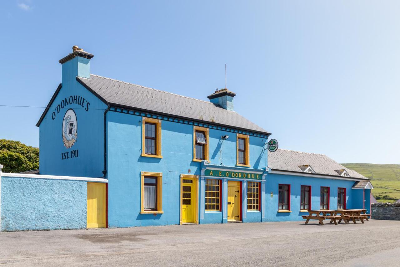 Отель Into The Burren Murroogh Экстерьер фото