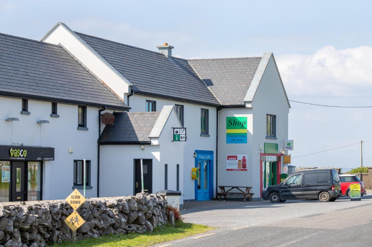 Отель Into The Burren Murroogh Экстерьер фото